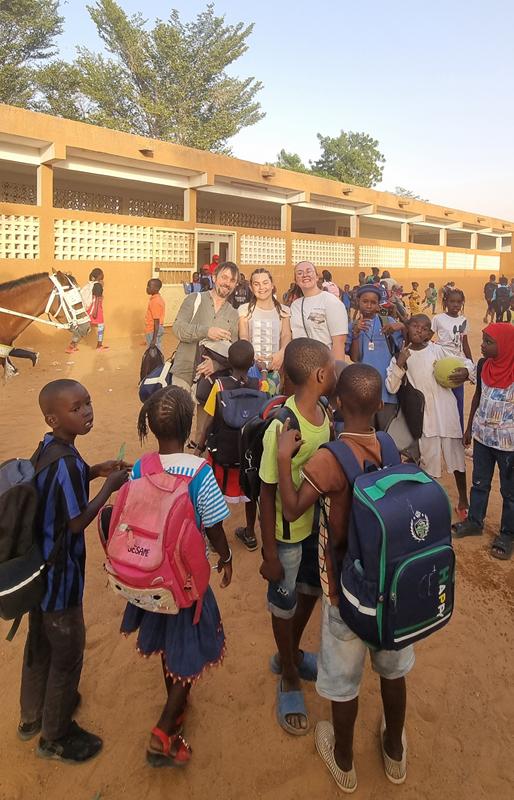 Ensemble sur le même banc
