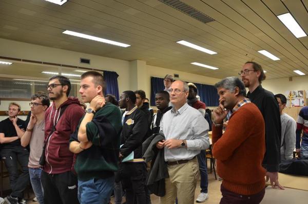 Rencontre des alumni et des étudiants d’électronique appliquée (HEFF-HELB)