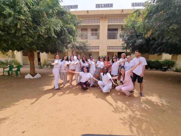 Ensemble sur le même banc