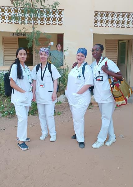 Ensemble sur le même banc 2024