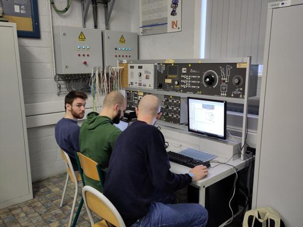 Visite au Centre de Technologie Avancée Serge Journey